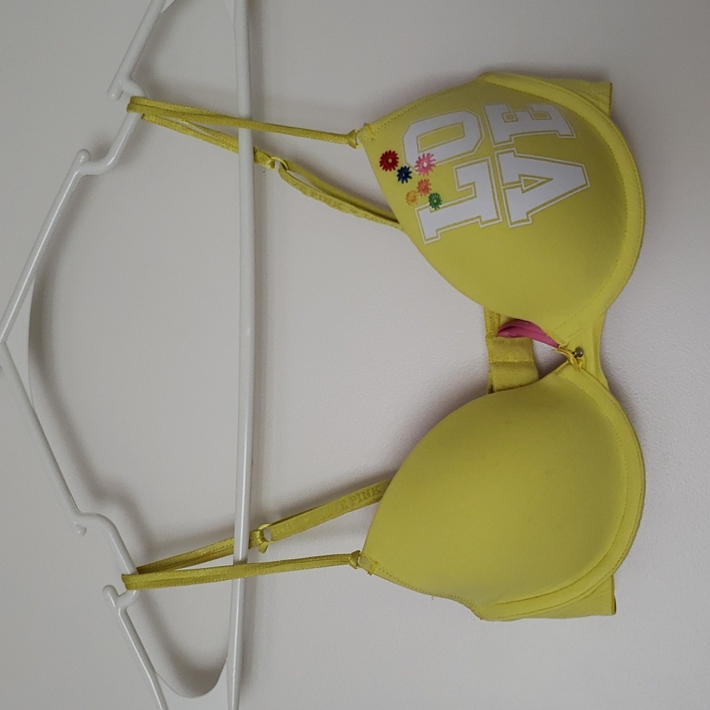 Victoria's Secret PINK bra